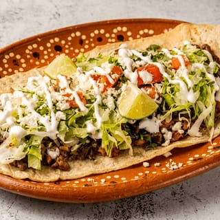 Huarache (Choice of Meat)
